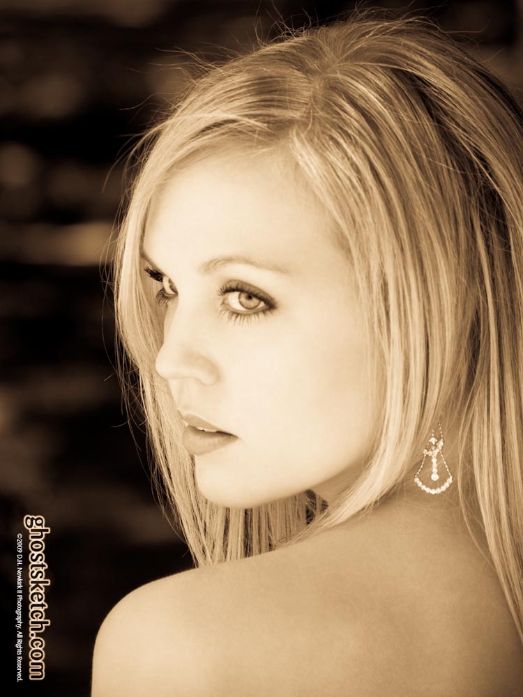 Female model photo shoot of Amber MC by DNew2 Photography in Dallas