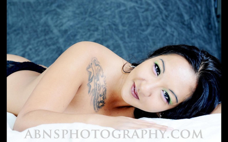 Female model photo shoot of Miss LunaLux by Sonny Saechao