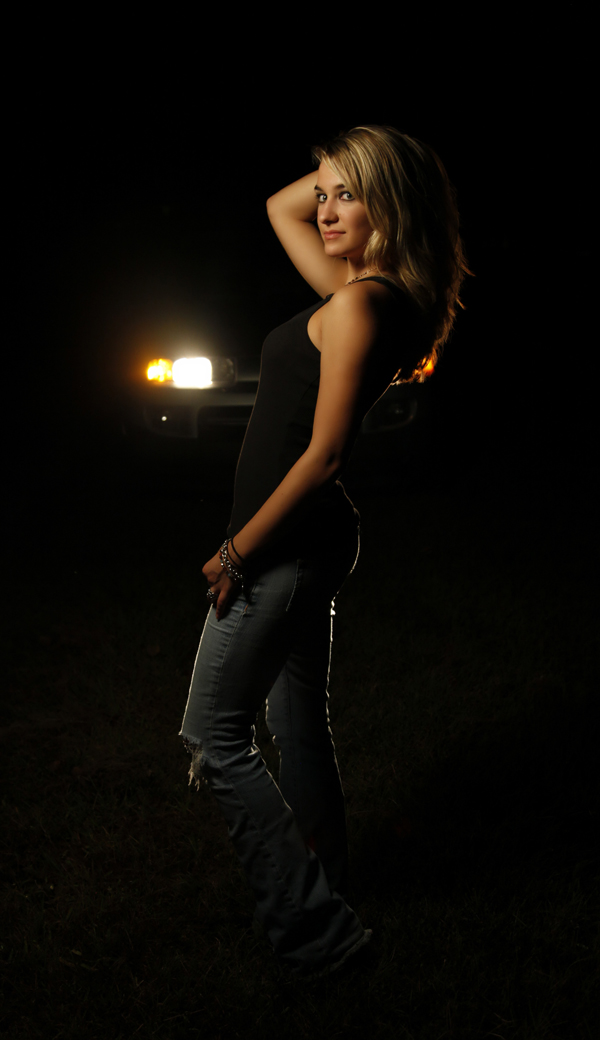 Female model photo shoot of Amanda Monroe by BColePhotography