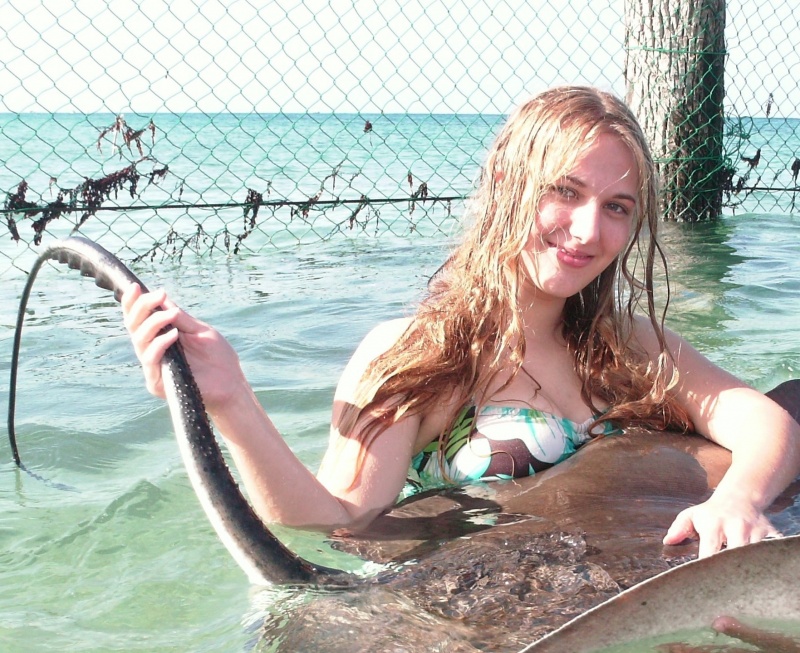 Female model photo shoot of The Crimson Vixen in Mexico, The Gulf of Mexico