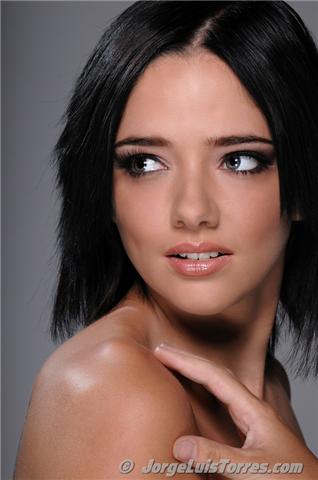 Female model photo shoot of Sije Siro