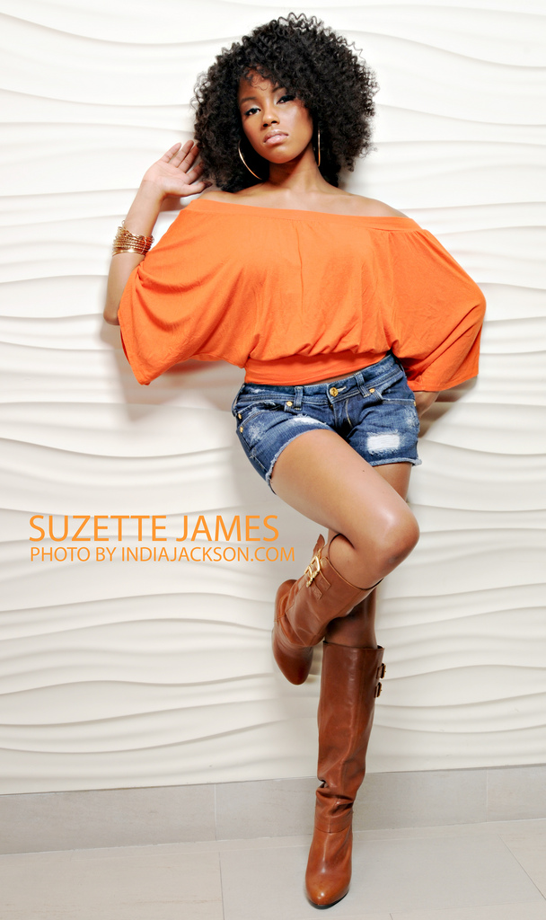 Female model photo shoot of Suzette James