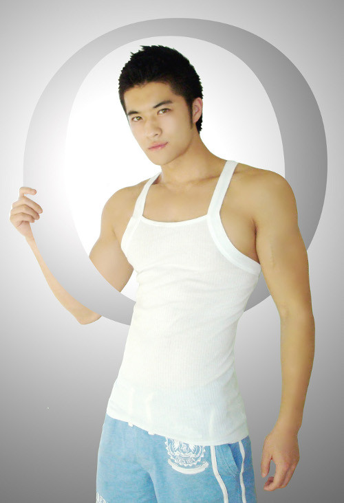 Male model photo shoot of Edison Fan