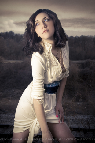 Female model photo shoot of Sammi Neal by AriaRenholder in ohio