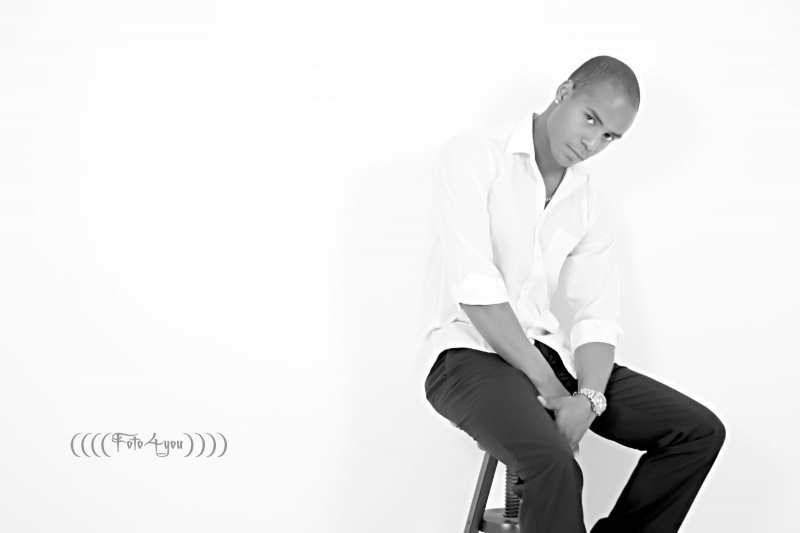 Male model photo shoot of Leo_Dominic in Studio