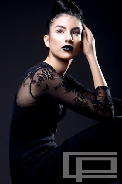 Female model photo shoot of Jnelle by Carlos Peralta, makeup by J U L I E T T E