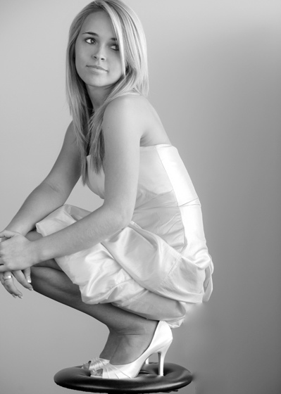 Female model photo shoot of Shantel Nelson