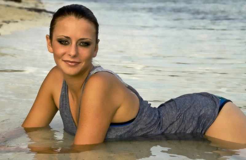 Female model photo shoot of Jessi Webber by Swank Photography in Bahia Honda State Park