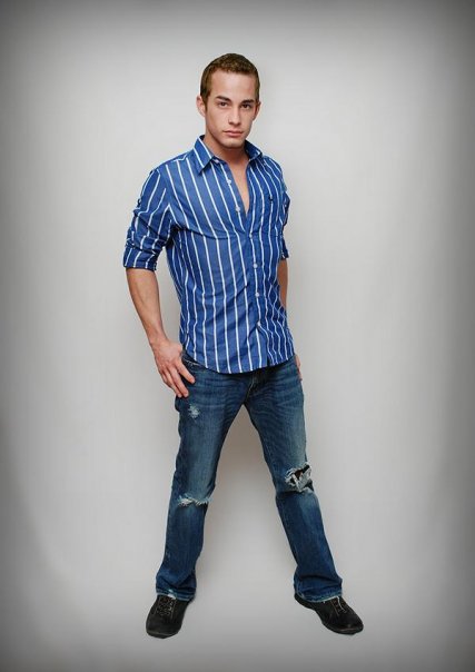 Male model photo shoot of Mark Varian