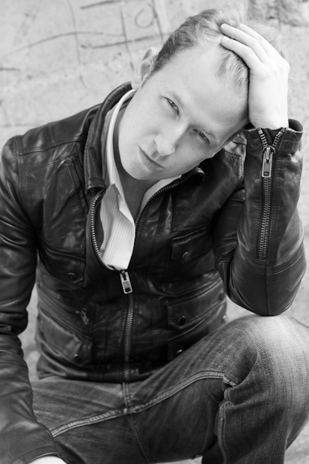 Male model photo shoot of Chris Thornton Photos