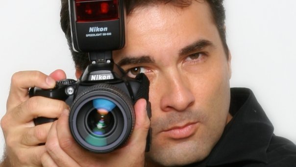 Male model photo shoot of Antonio Piedra