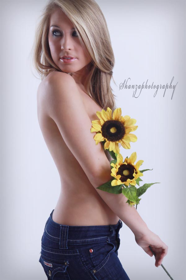 Female model photo shoot of shanza Photography in Brentwood Studio