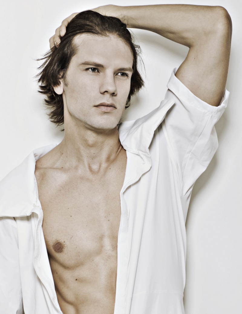 Male model photo shoot of Alex Takov in Brazil