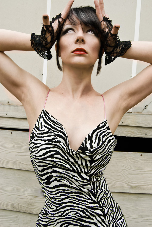 Female model photo shoot of rongeur by Hana Schlesinger in Horhaus
