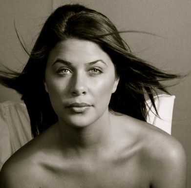 Female model photo shoot of Rachel Flores