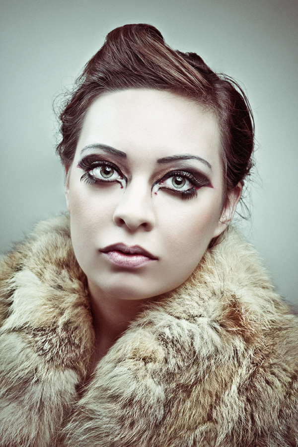 Female model photo shoot of Elena Jasic 