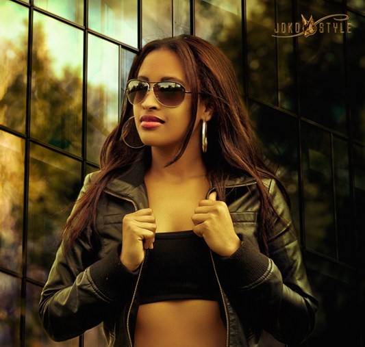 Female model photo shoot of Rahelu