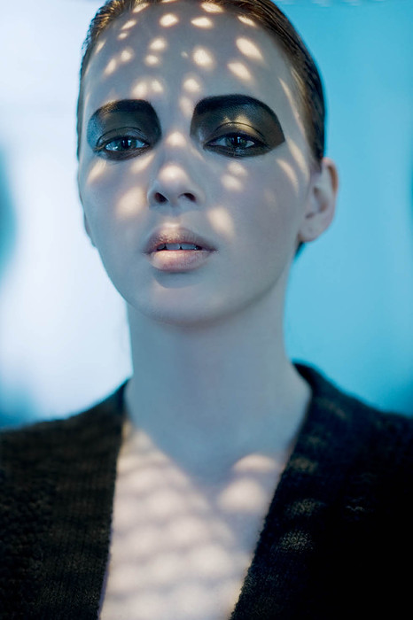Female model photo shoot of Estrella Dewi in Rotterdam