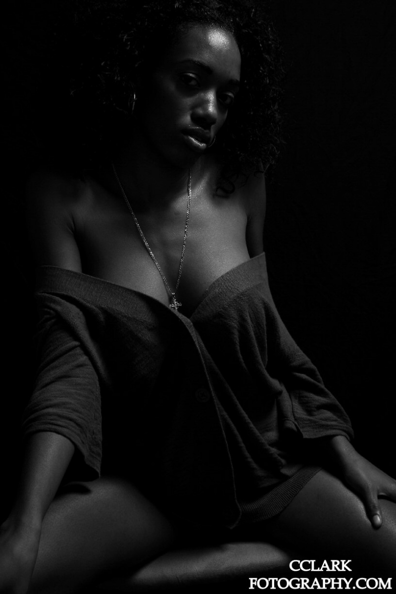 Female model photo shoot of Azyaa by CCLARK FOTOGRAPHY