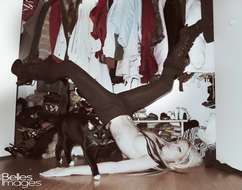 Female model photo shoot of Leeshane by Hoku in my closet