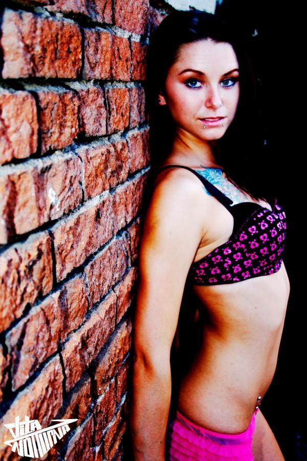 Female model photo shoot of Jayme Nycole