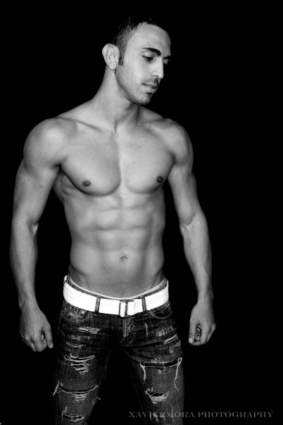 Male model photo shoot of Rick Araya in Miami, FL