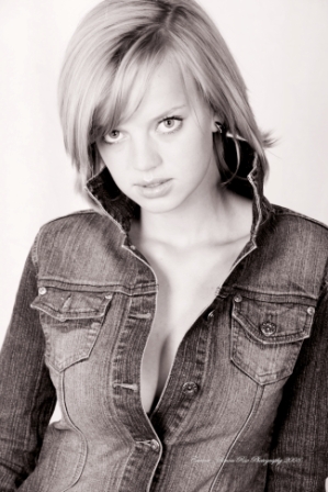 Female model photo shoot of Misty Sinclair