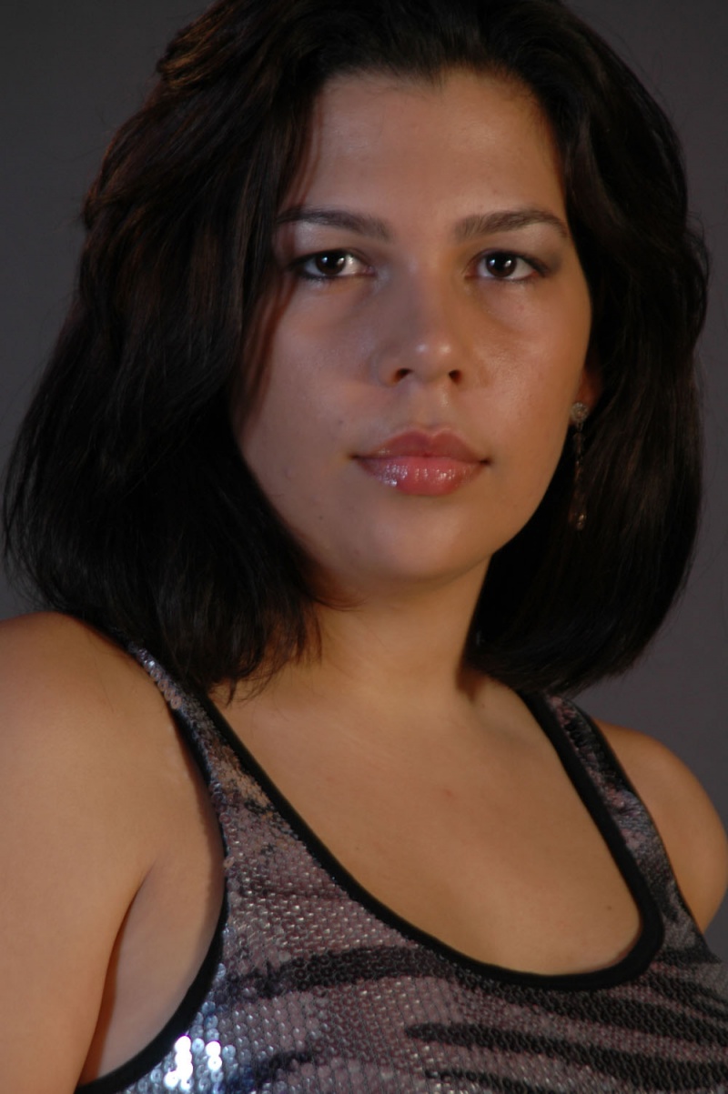 Female model photo shoot of Lilian Gonzalez by Future Photography