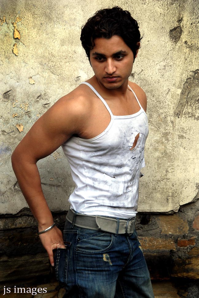Male model photo shoot of Rajesh Kumar by Jez Sheard Photography in bradford