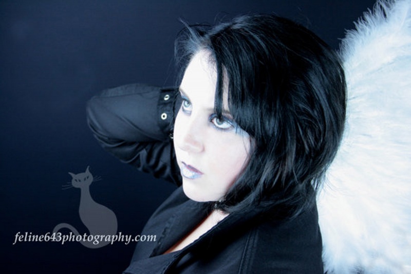 Female model photo shoot of LadyVenom by Images By Teri G