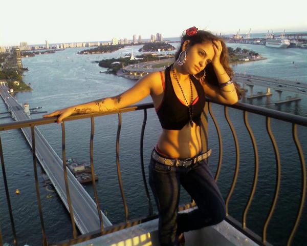 Female model photo shoot of Jenny Espinosa in Port of Miami