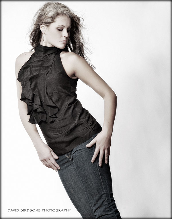 Female model photo shoot of Lianna Rene by David Birdsong 
