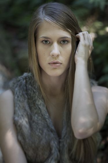 Female model photo shoot of Jessica Belknap by Betsy McLeod
