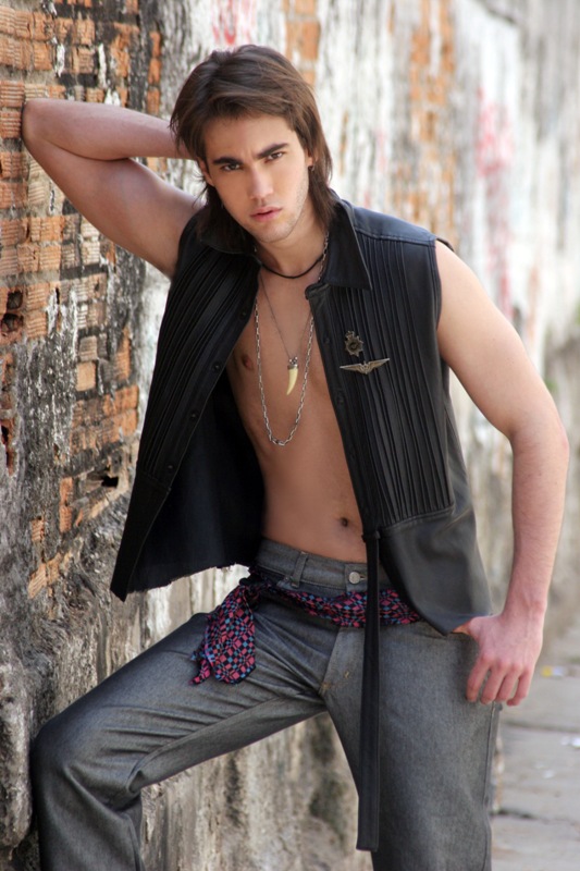 Male model photo shoot of Michel Petry