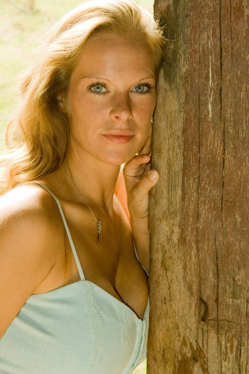 Female model photo shoot of April Linn by Liteguy