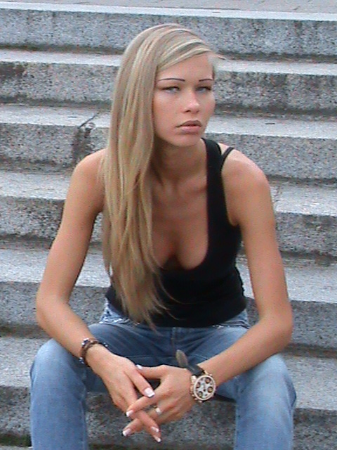 Female model photo shoot of lunarossa24