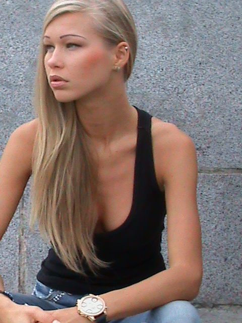 Female model photo shoot of lunarossa24