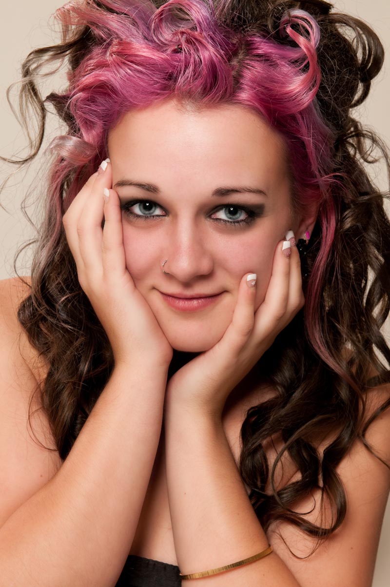 Female model photo shoot of Lizz32 by BAKERGlamour in Redford, MI