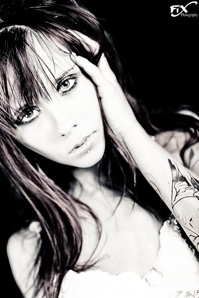 Female model photo shoot of Rikki_05