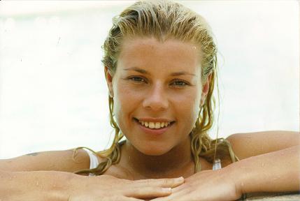 Female model photo shoot of leonie thomas in  2000