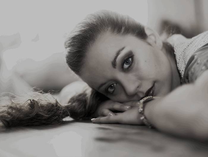 Female model photo shoot of Alejandra Maria PW
