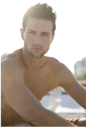 Male model photo shoot of Mark Stuart