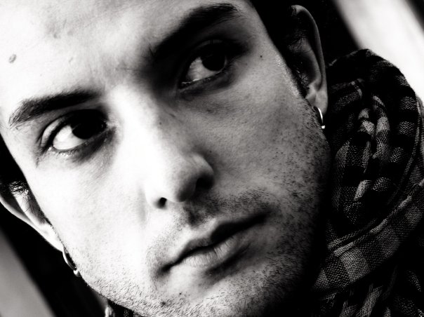 Male model photo shoot of Erick Odriozola
