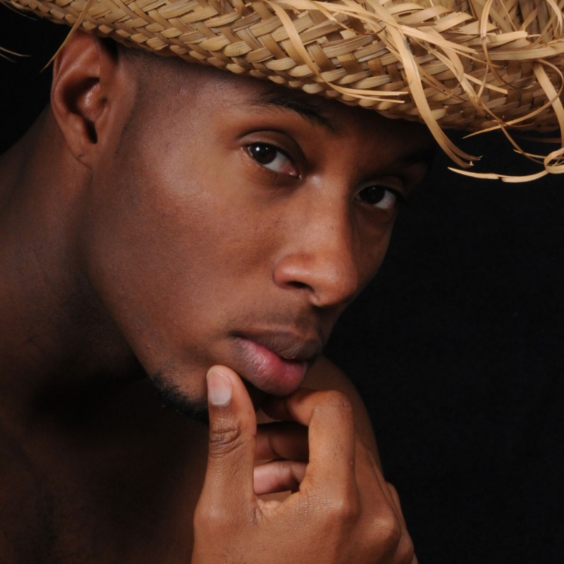Male model photo shoot of nkobi gonzalez by Positive Photos