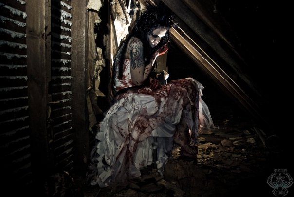 Female model photo shoot of miss lizzz in The dead house
