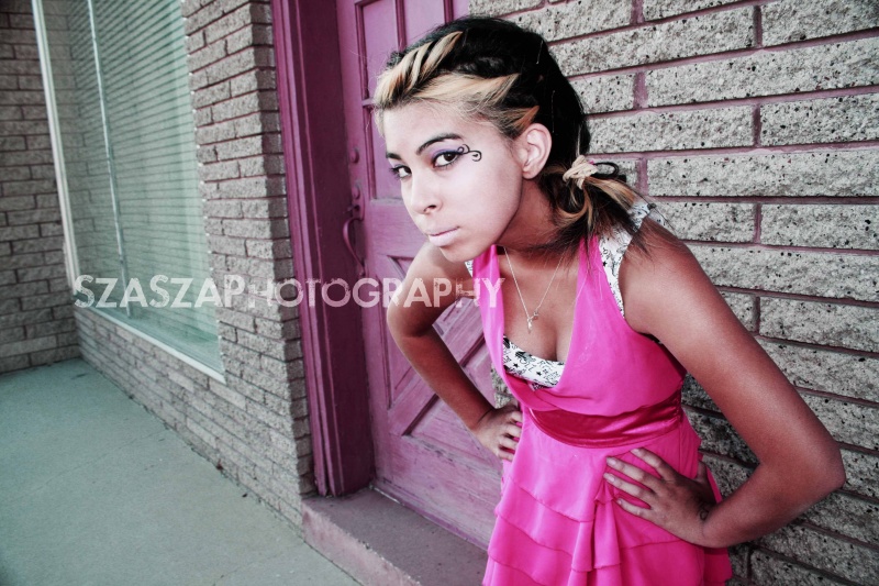 Female model photo shoot of Sza Sza Photography in MainStreet Bountifujl