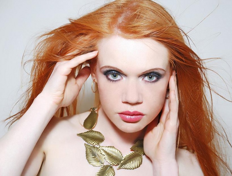 Female model photo shoot of Agata Wojcikiewicz MUA by CMartinPhotography in Edinburgh