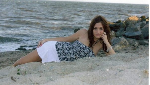 Female model photo shoot of Samantha Kopcso