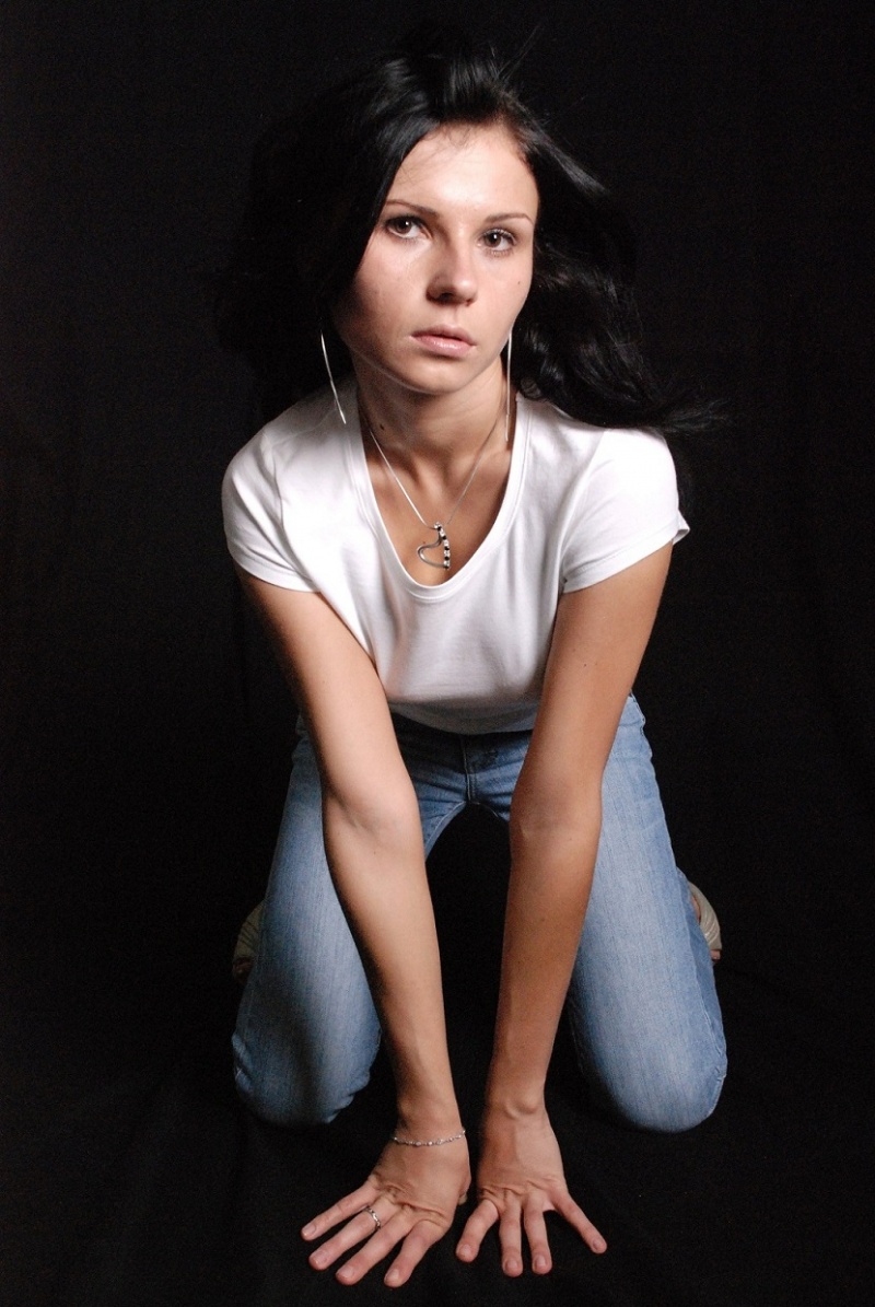 Female model photo shoot of Lisa Wyrzykowska