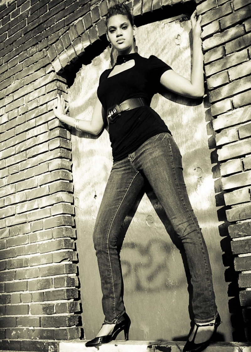 Female model photo shoot of Agenielle in Memphis, TN